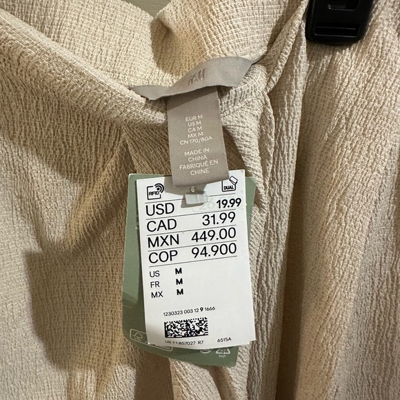 H&M | Textured-Knit Wrap Skirt - Picture 3 of 3